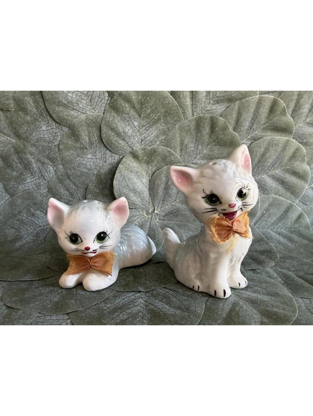 Vintage ENESCO Kitten, Salt And Pepper Shakers